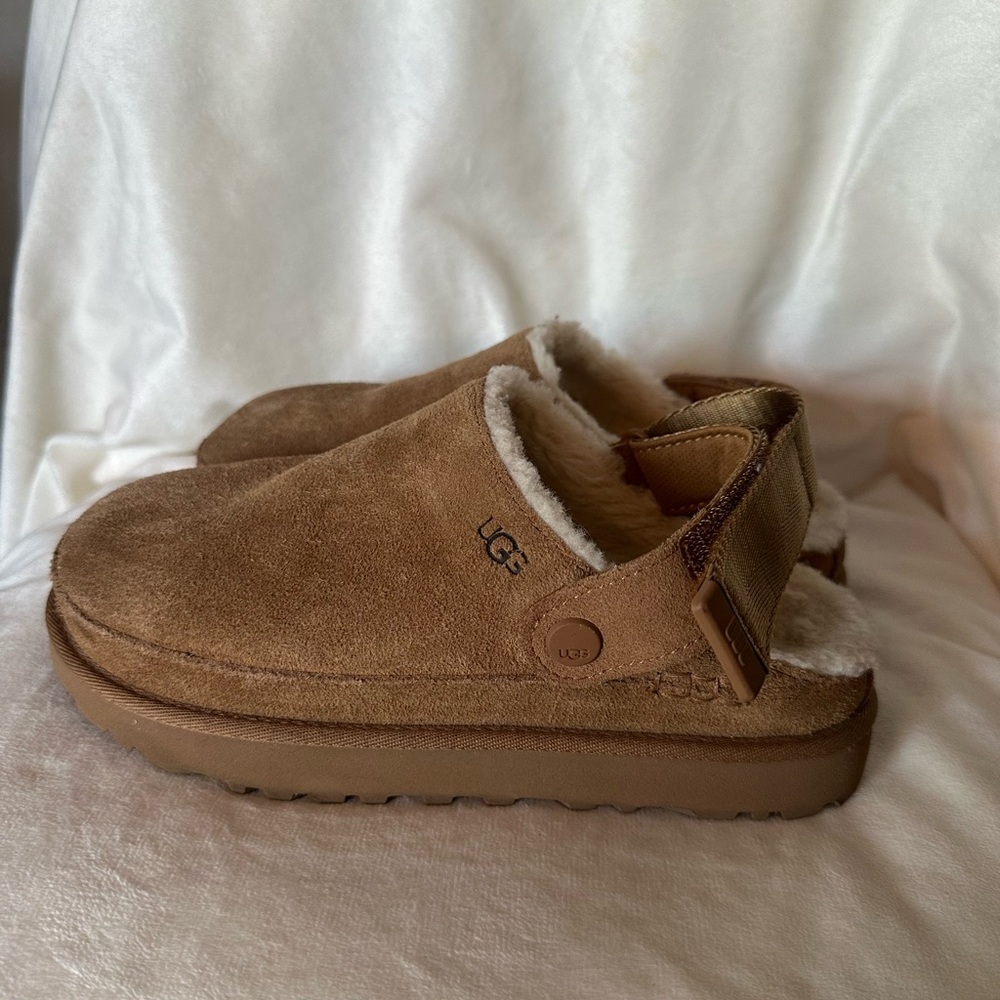 Ugg Golden star Cozy Clog Size 7 - Picture 4 of 10